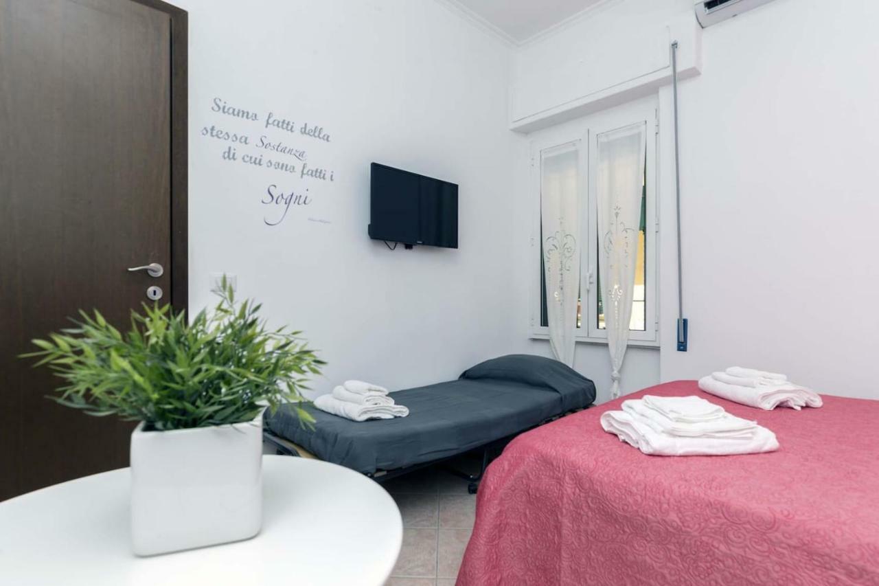 Il Cortiletto Di Via Tuscolana Apartment Roma Exterior foto